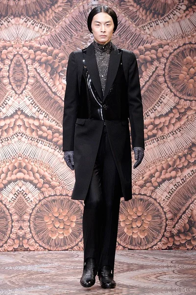 Look 35